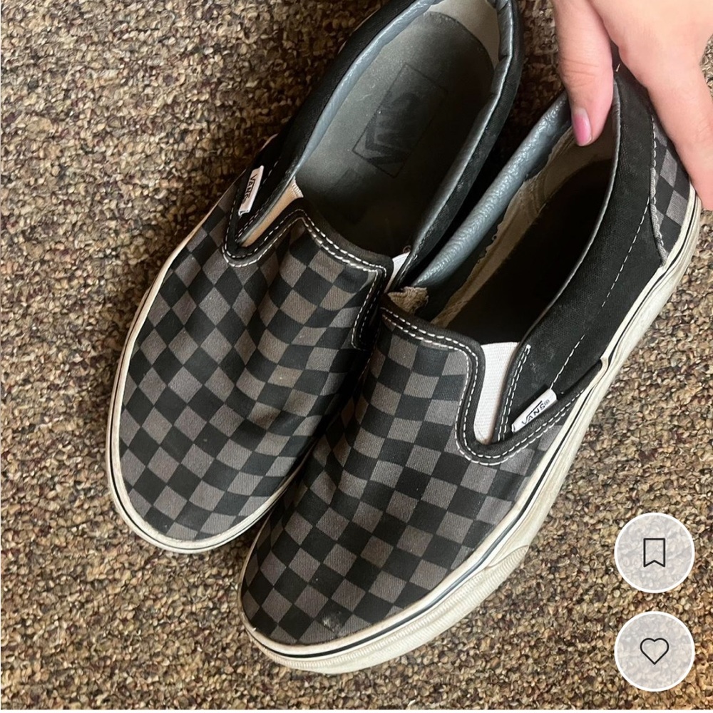 good condition checkered vans!